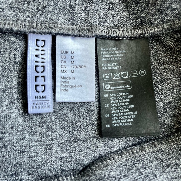 ❌SOLD❌💠3/$10 H&M Divided Jersey Skirt Medium - Picture 5 of 6
